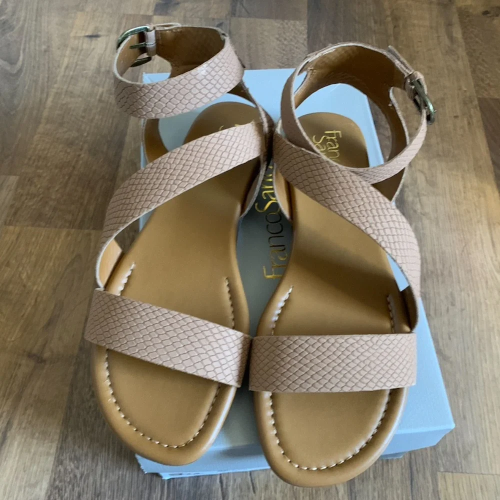 🆕 Franco Sarto Strappy Sandals - Picture 8 of 16